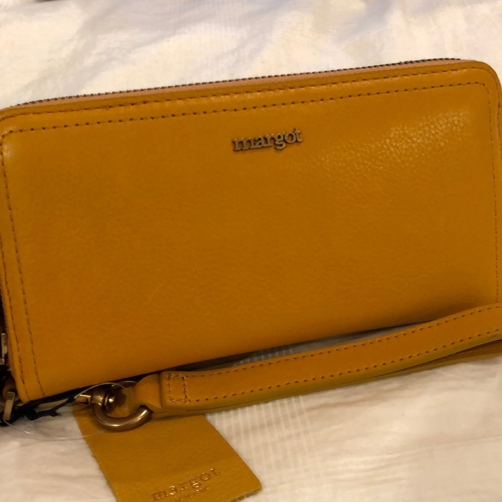 MARGOT ANNA LEATHER ZIP AROUND WALLET/WRISTLET in Mustard NWT